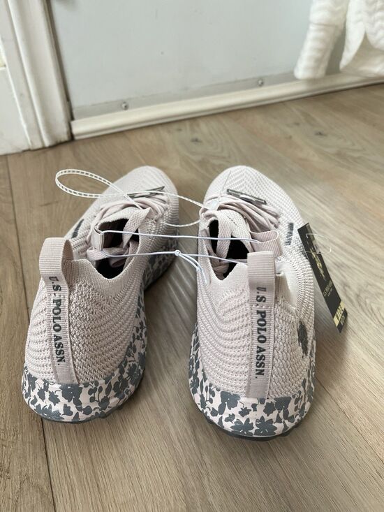 U.S.Polo Assn. Shoes - U.S.Polo Assn. Women's Shoes Size 9W Baby Pink Gray Lightweight Slip-On Sneaker